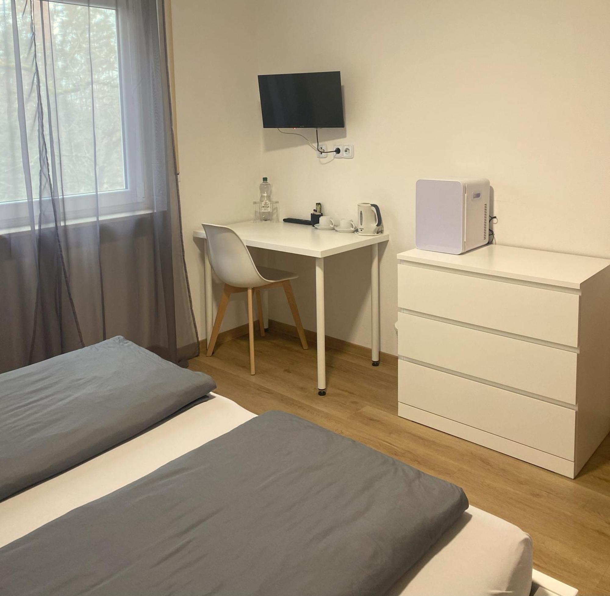 Gasthof Wilhelm Tell Fremdenzimmer Zirndorf Exterior foto