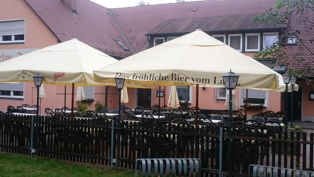 Gasthof Wilhelm Tell Fremdenzimmer Zirndorf Exterior foto
