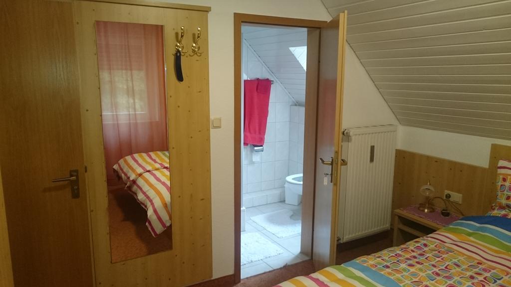 Gasthof Wilhelm Tell Fremdenzimmer Zirndorf Exterior foto