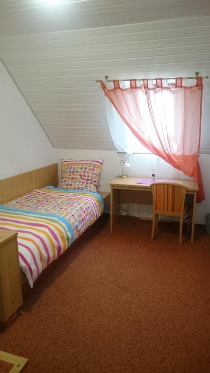 Gasthof Wilhelm Tell Fremdenzimmer Zirndorf Exterior foto